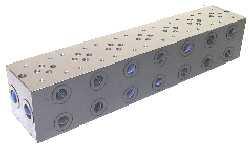 NG06 Subplate for 7 valves